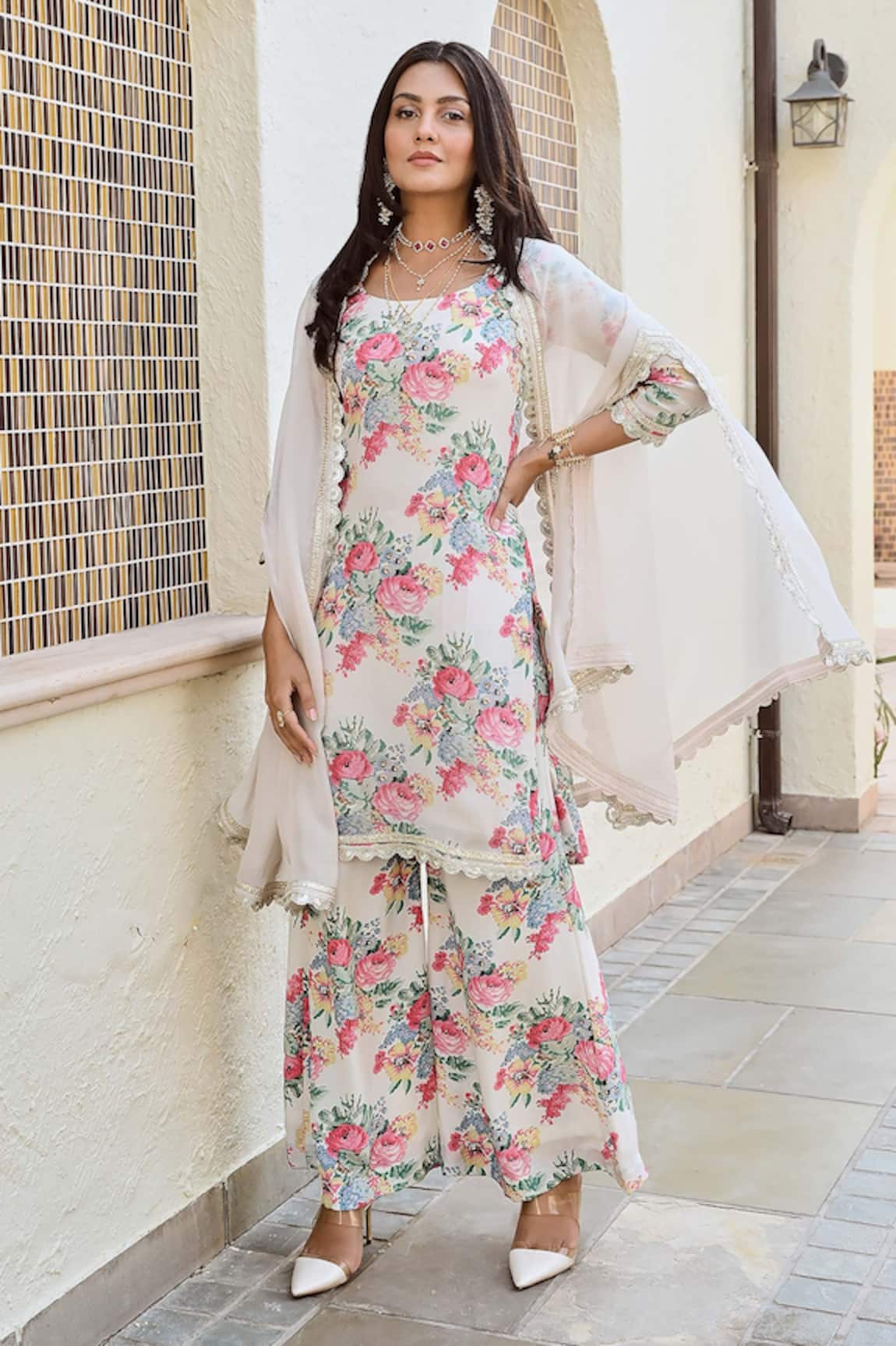 Palak & Mehak Aravali Garden Print Kurta Set With Cape