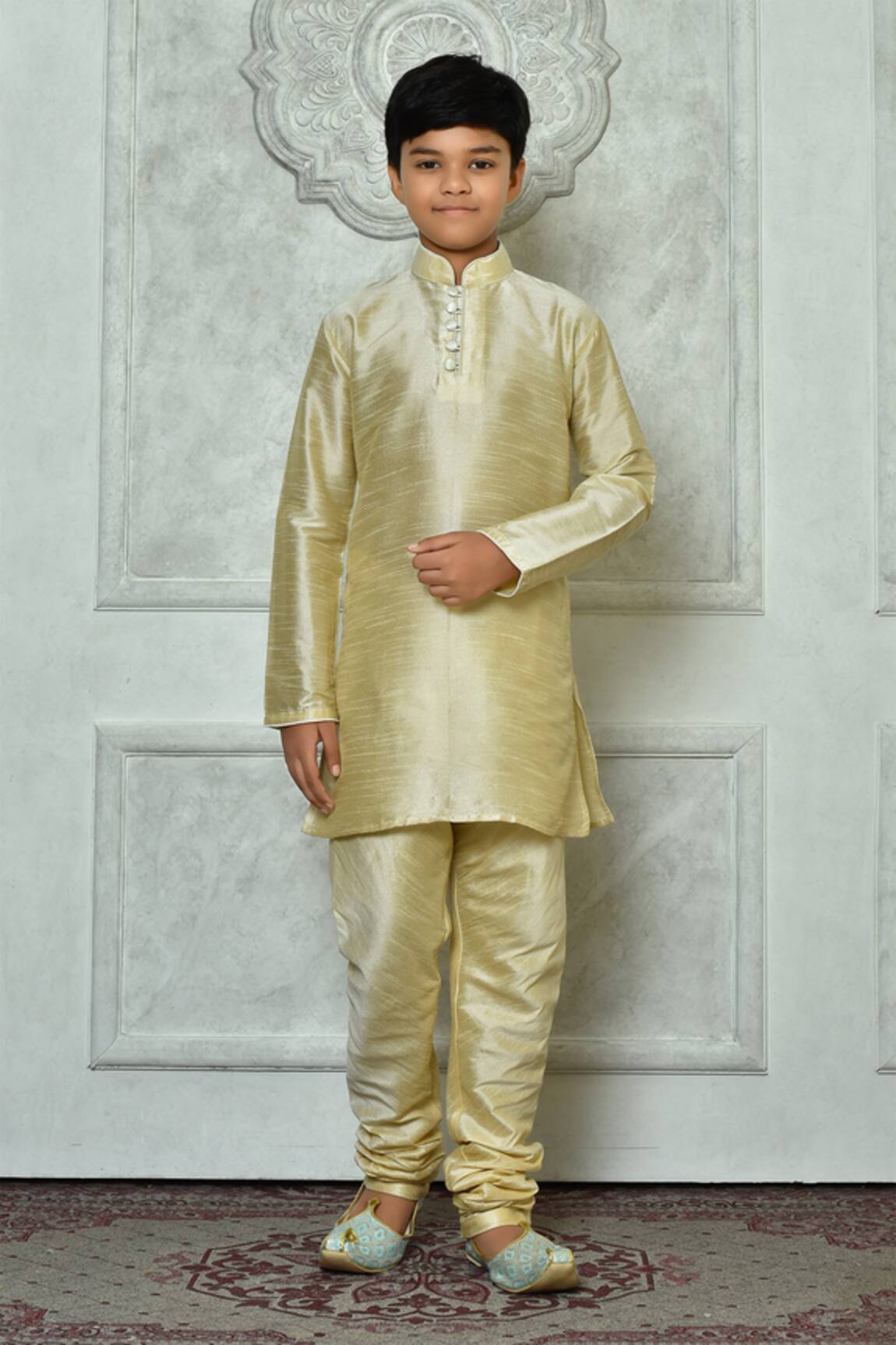 Petite Pomme Full Sleeve Kurta & Churidar Set 
