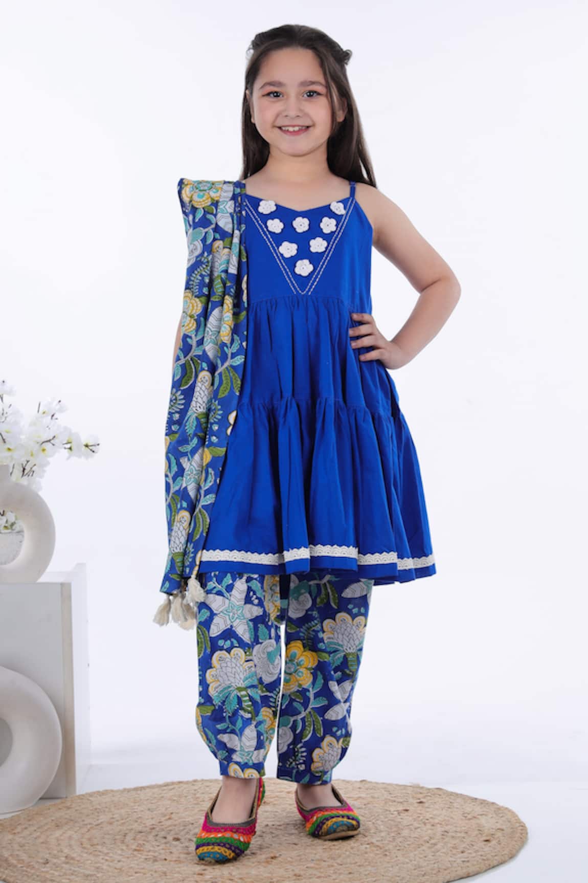 Kalp Naz Embroidered Kurta Set