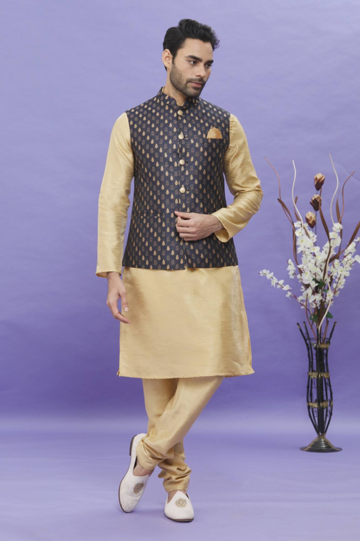 Arihant Rai Sinha Sleeveless Floral Jacquard Bundi 
