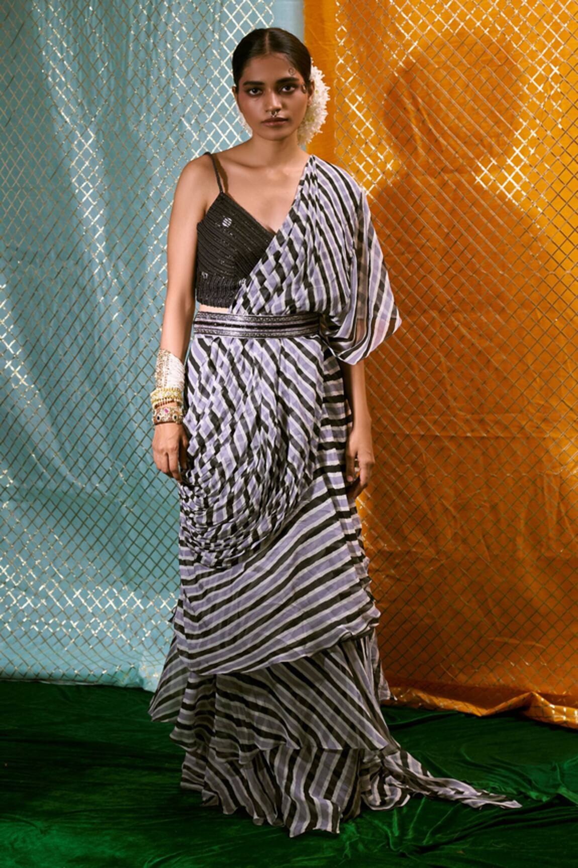 17:17 By Simmi Saboo Stripe Print Pre-Draped Saree With Blouse 
