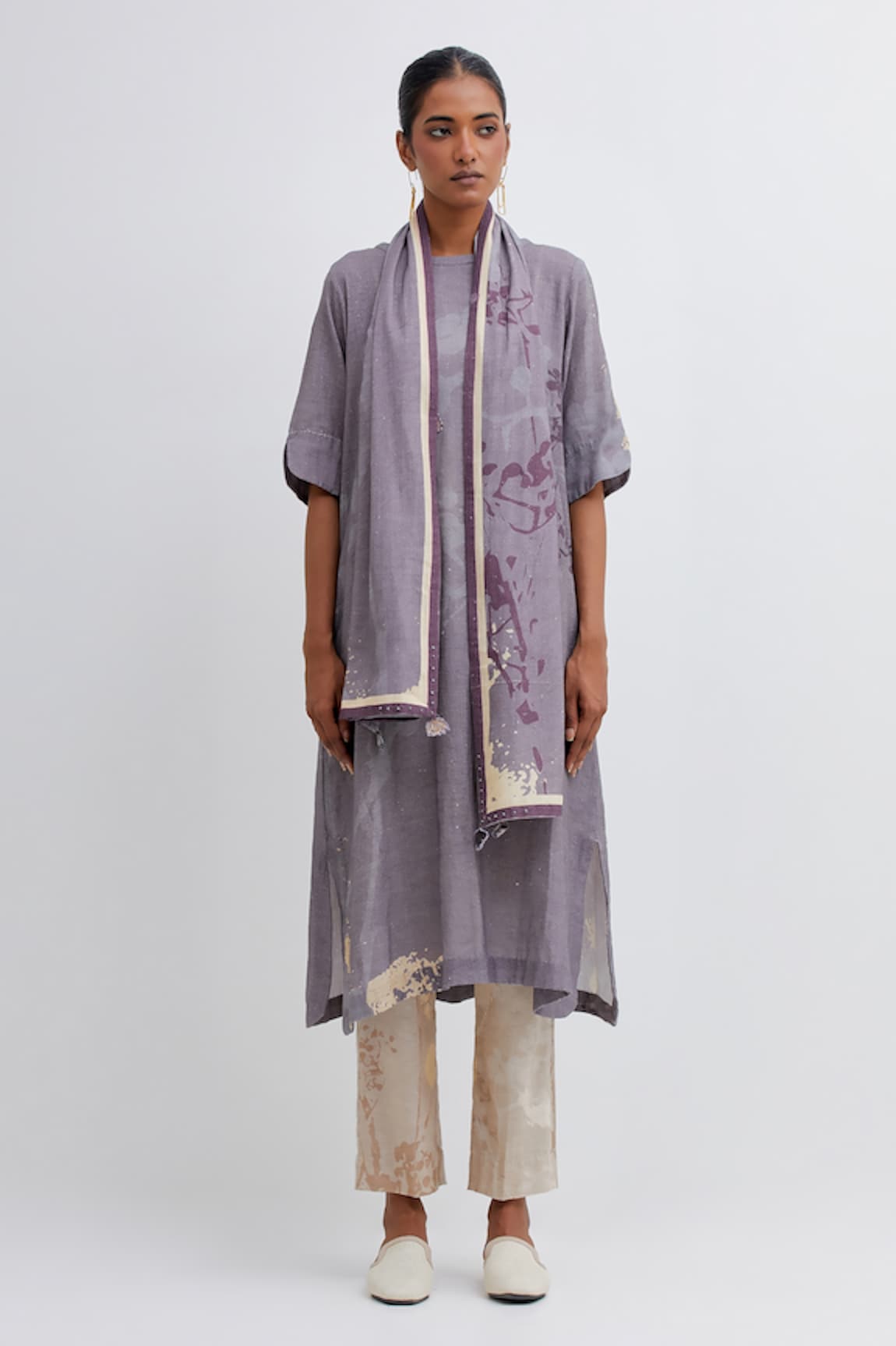 Bhavik Shah Foliage Pattern Kurta Set With Contrast Pant