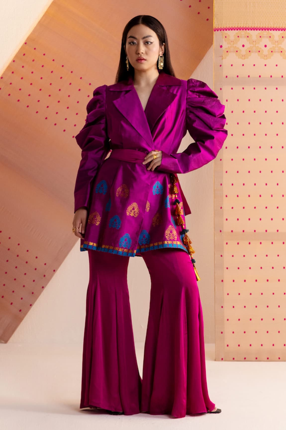 Joskai Studio Mulberry Silk Handwoven  Zari Kurta