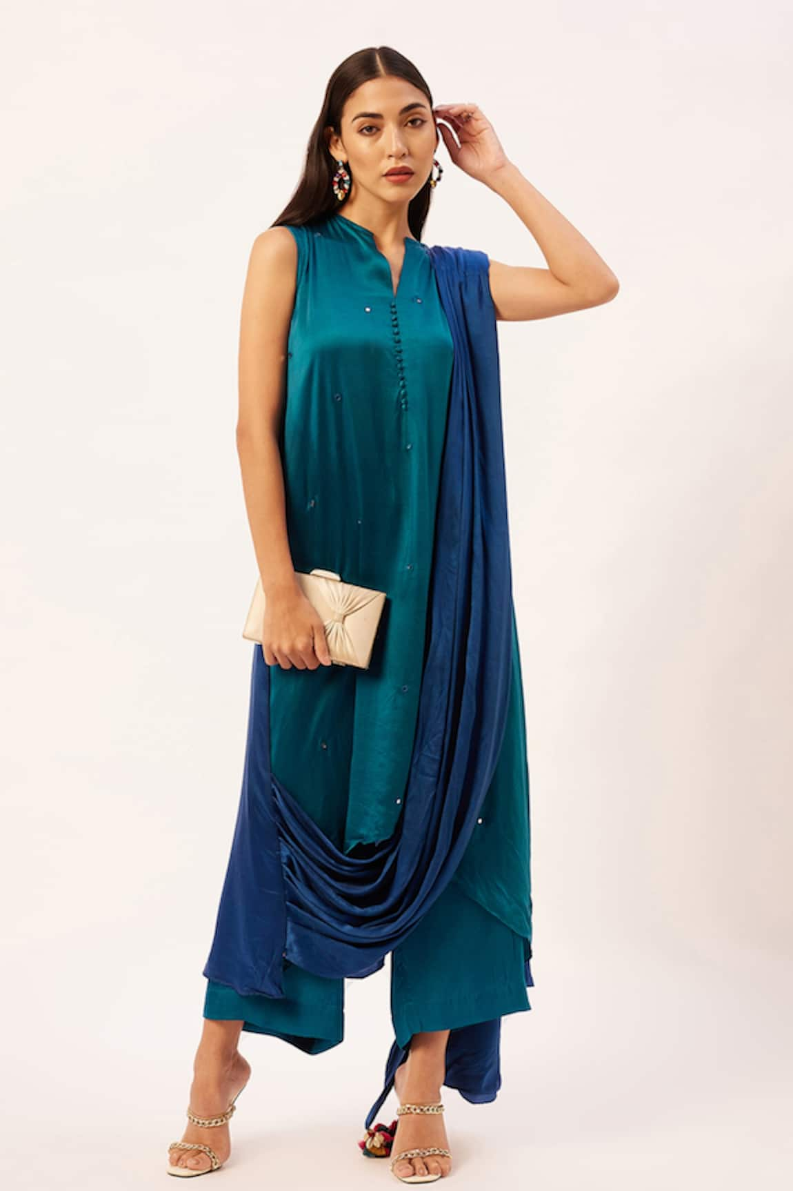 Zariya the Label Attached Drape Kurta With Pant