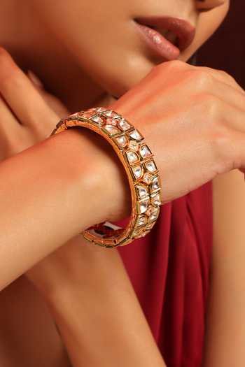 Swabhimann Embellished Floral Geometric Pattern Kada