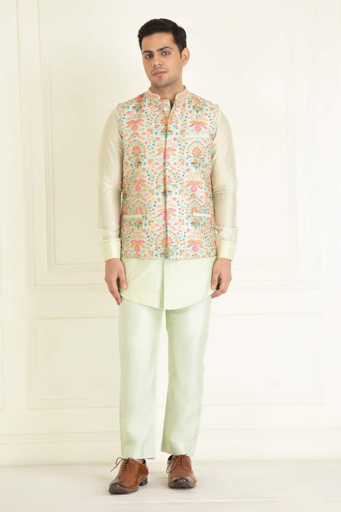 Priyanka Jain Floral Embroidered Bundi Kurta Set