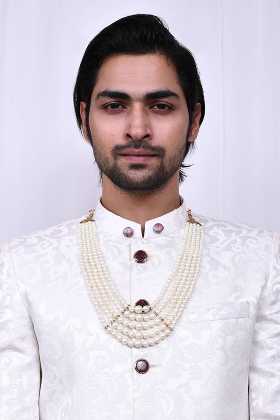 Nazaakat by Samara Singh Layered Bead Mala