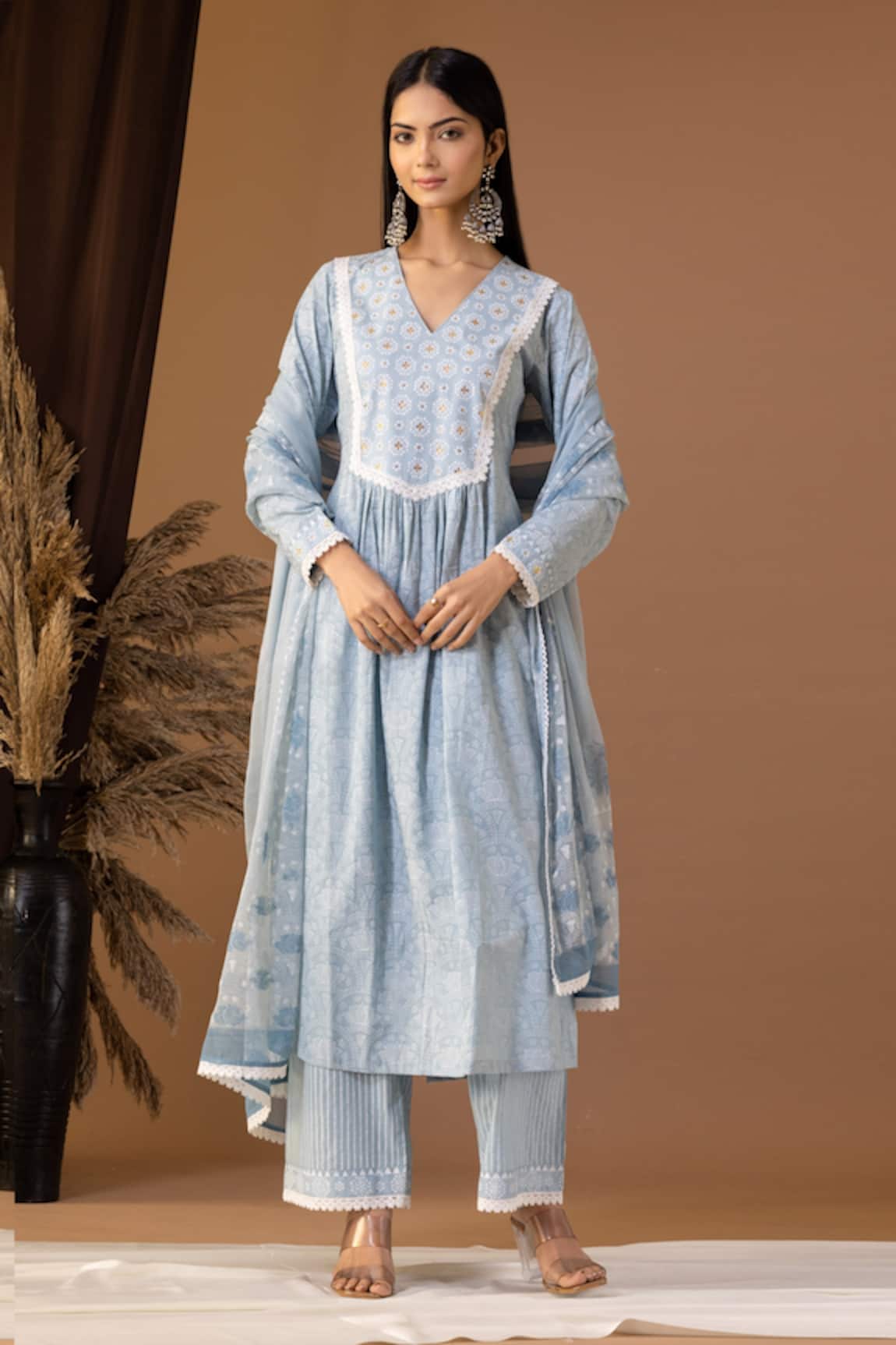 Abbaran Flora Pattern Kurta Palazzo Set