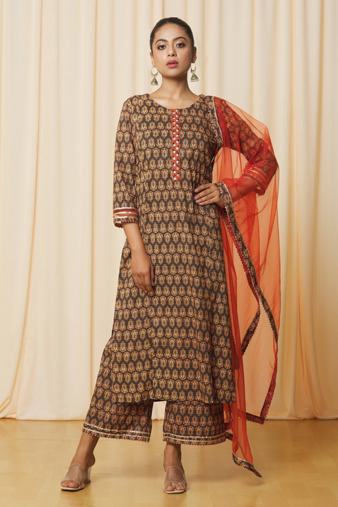 Khwaab by Sanjana Lakhani Straight Floral Pattern Kurta Set