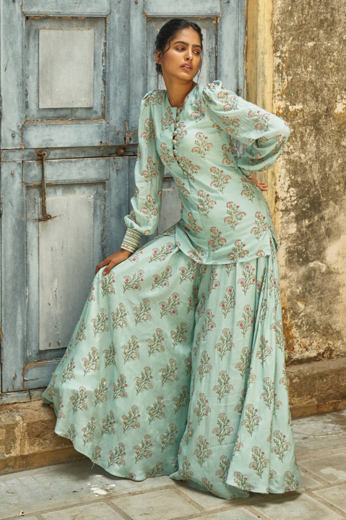 17:17 by Simmi Saboo Zoya Floral Print Kurta And Gharara Set 