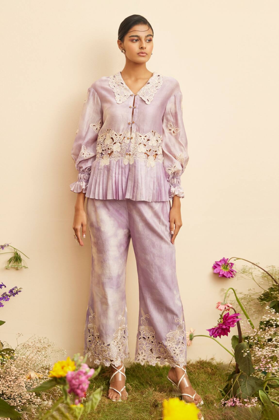 Chandrima Chanderi Butterfly Embroidered Pant 
