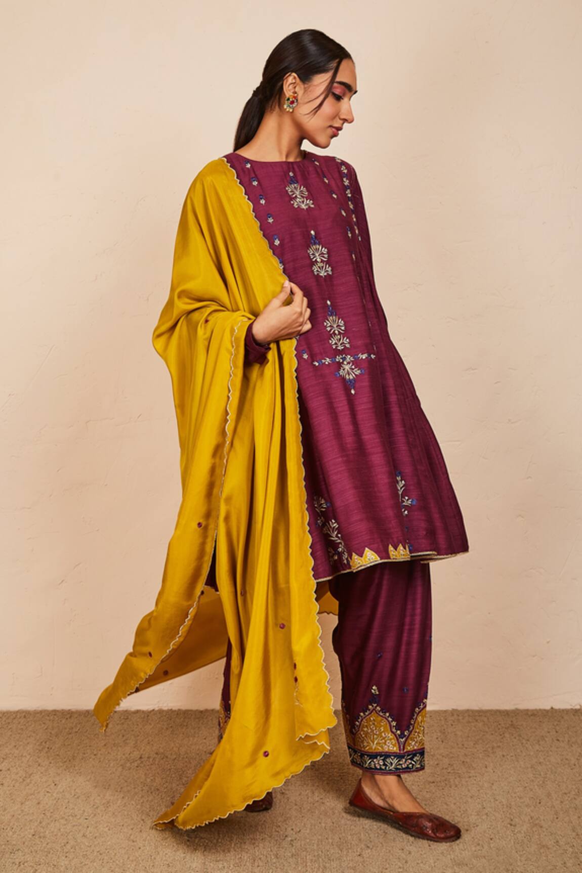 Sue Mue Zari Embroidered Short Anarkali Salwar Set 