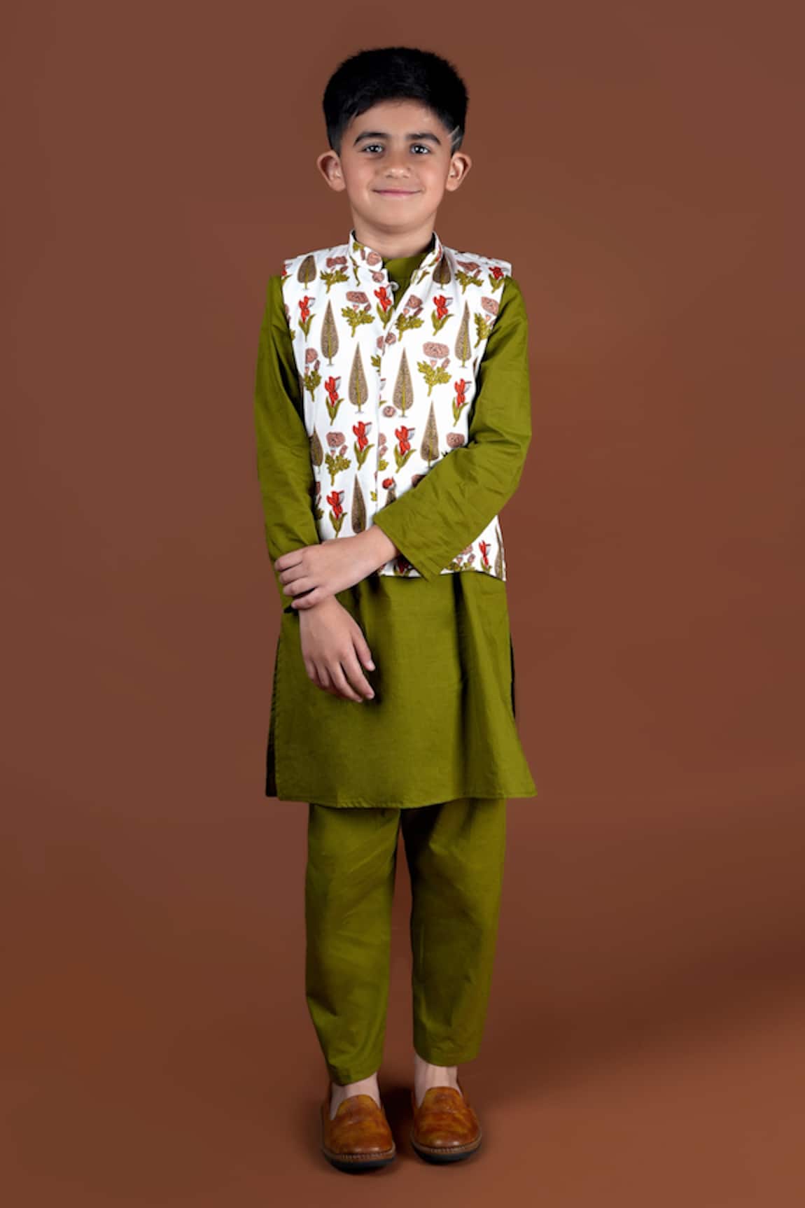 Kalp Floral Printed Bundi & Kurta Set 