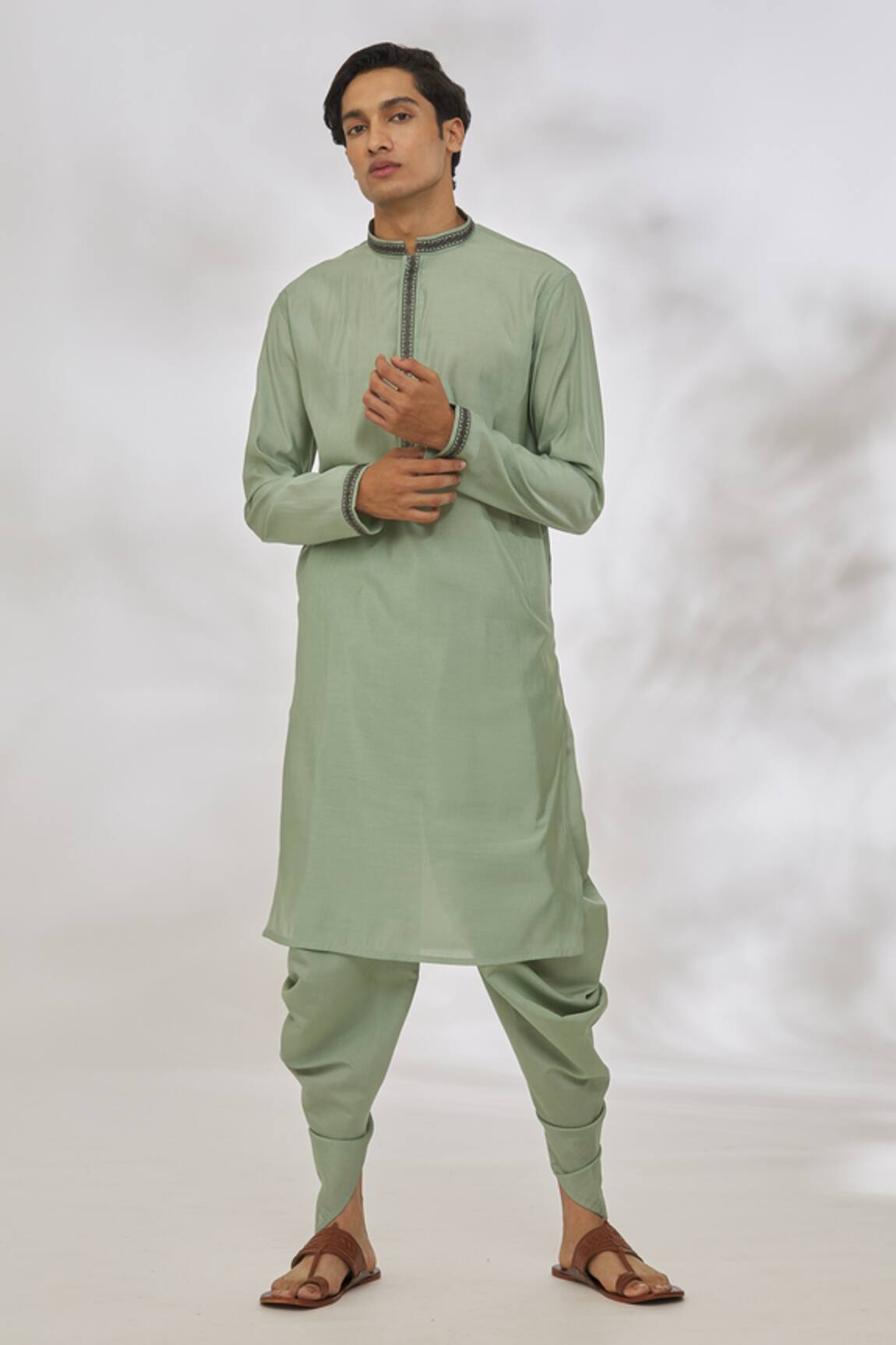 Manish Nagdeo Thread Placket Embroidered Kurta Set 