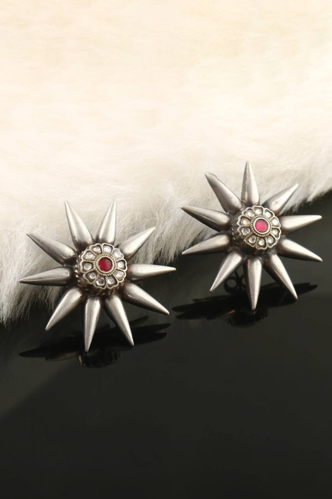 Palace of Silver Sun-Floral Stud Earrings
