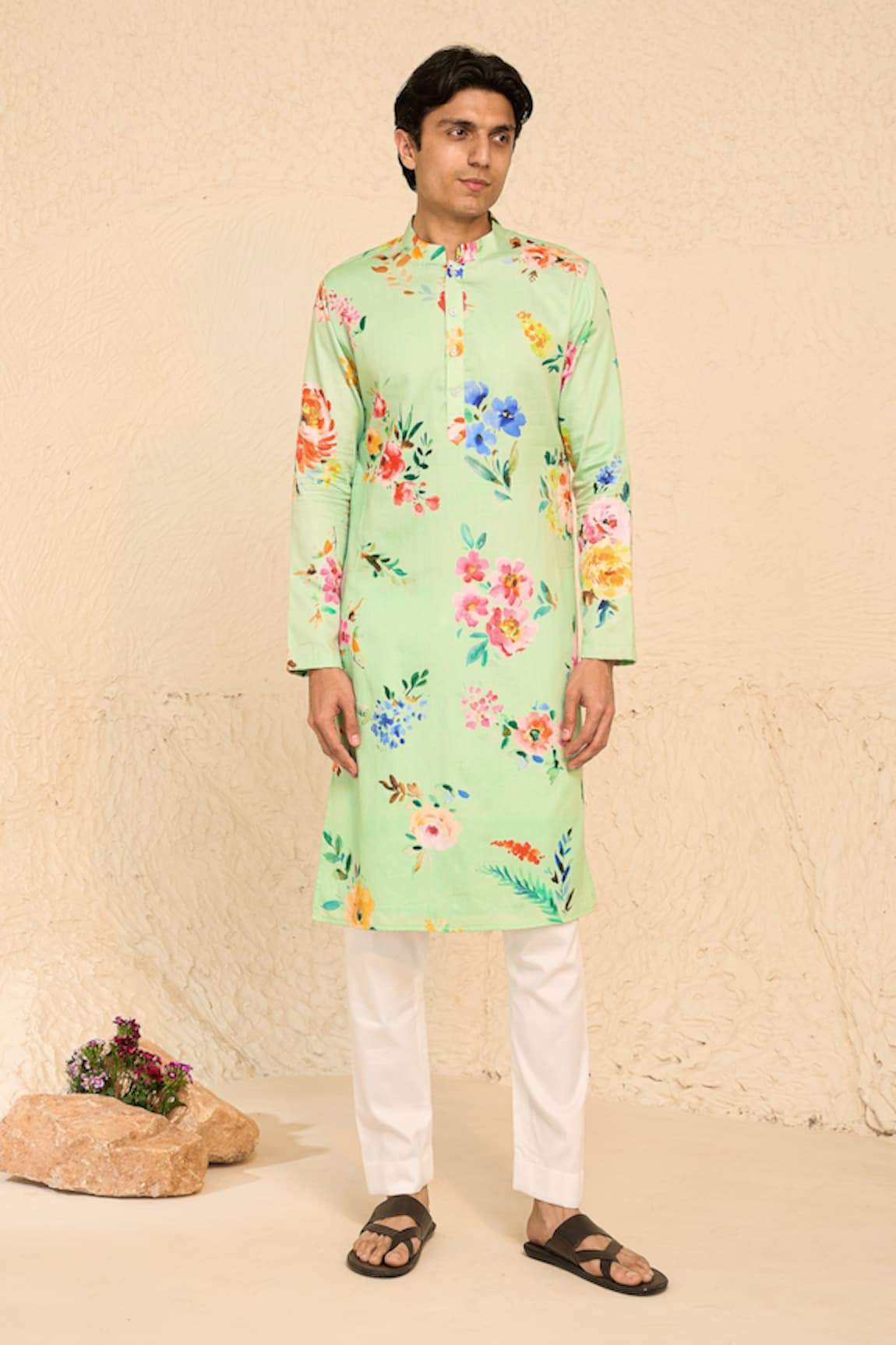 Chrkha Vintage Floral Print Kurta With Pant