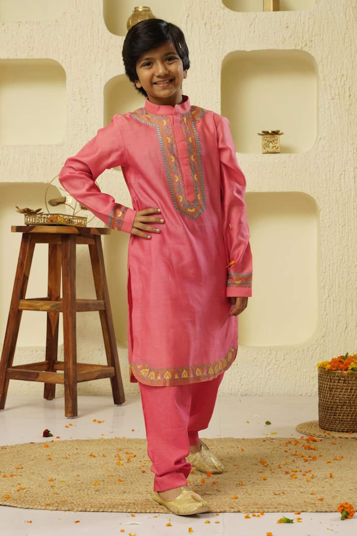 Rar studio - Kids Chanderi Aari Work Kurta & Pant Set