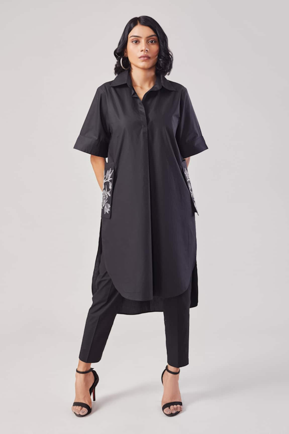 Ek Dhaaga Embellished Pocket Long Shirt