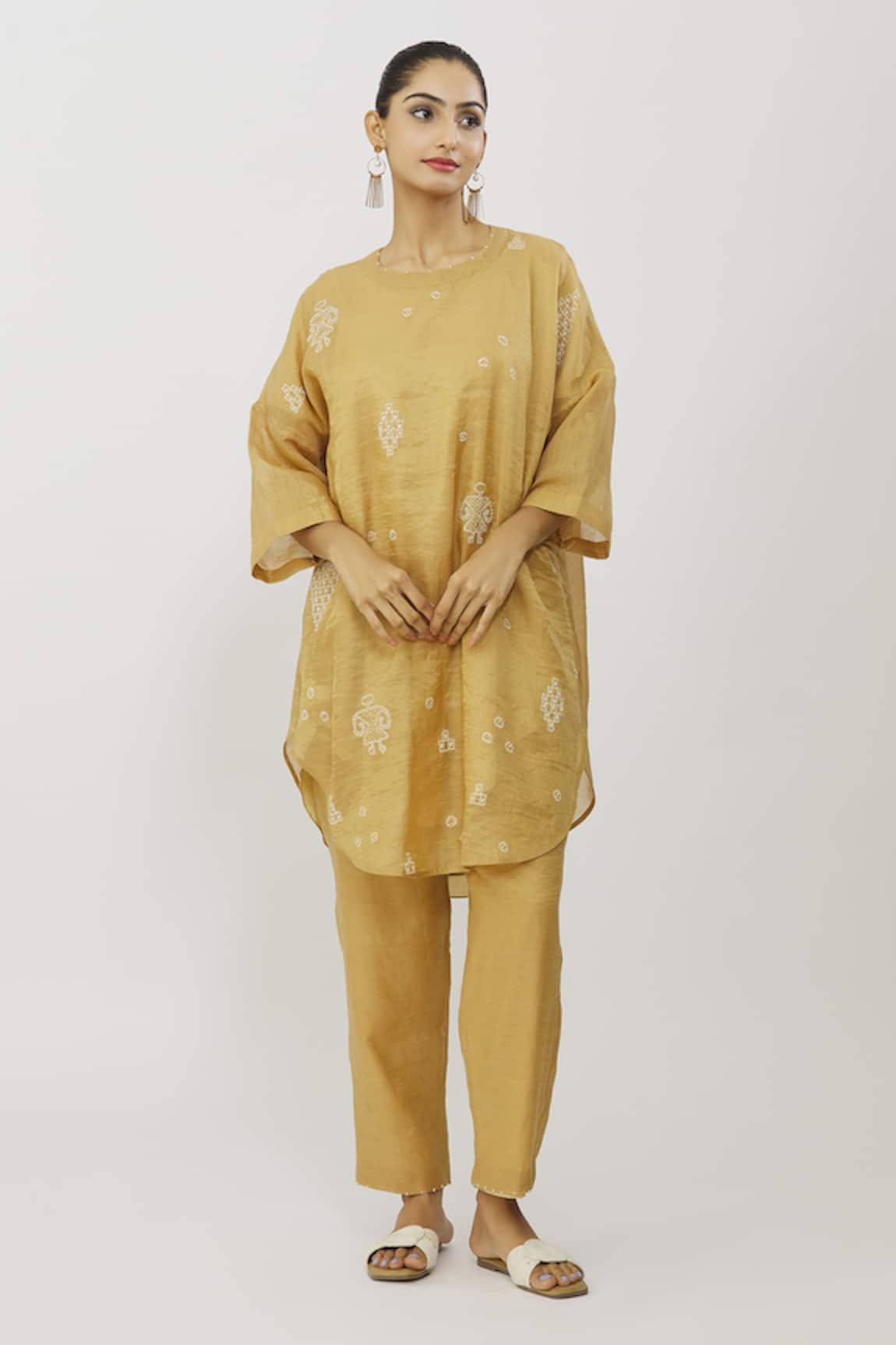 Neeta Bhargava Embroidered Tissue Kaftan Pant Set