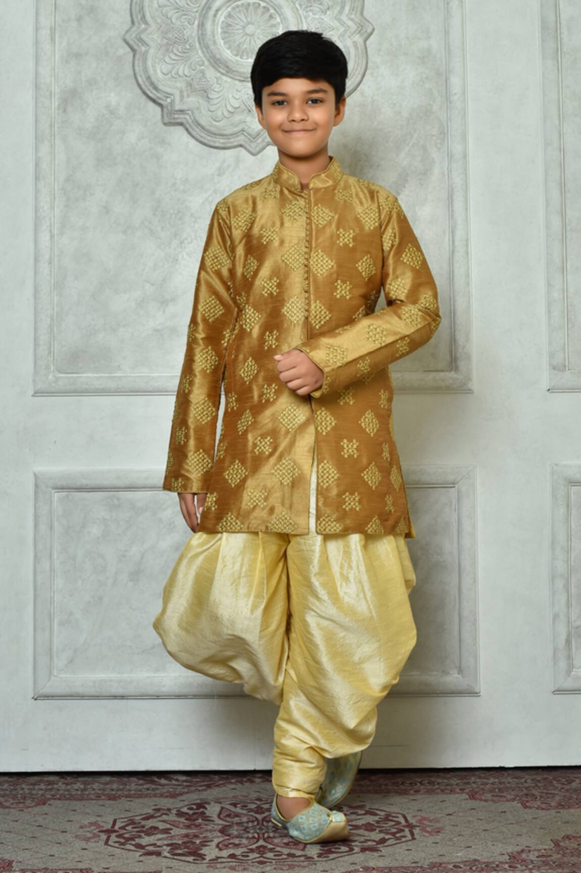Petite Pomme Embroidered Kurta & Patiala Pant Set