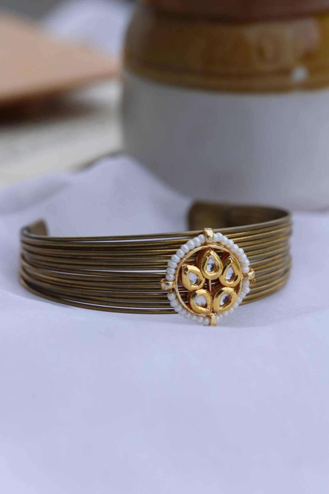 Do Taara Kundan Bracelet