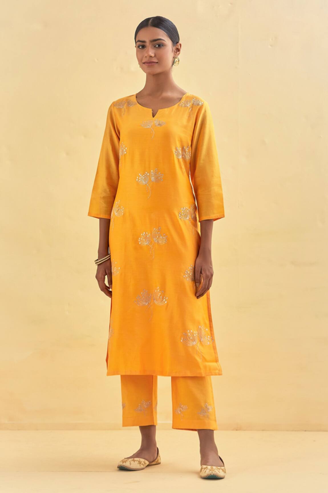 Kamaltaas Floral Embroidered Kurta And Pant Set