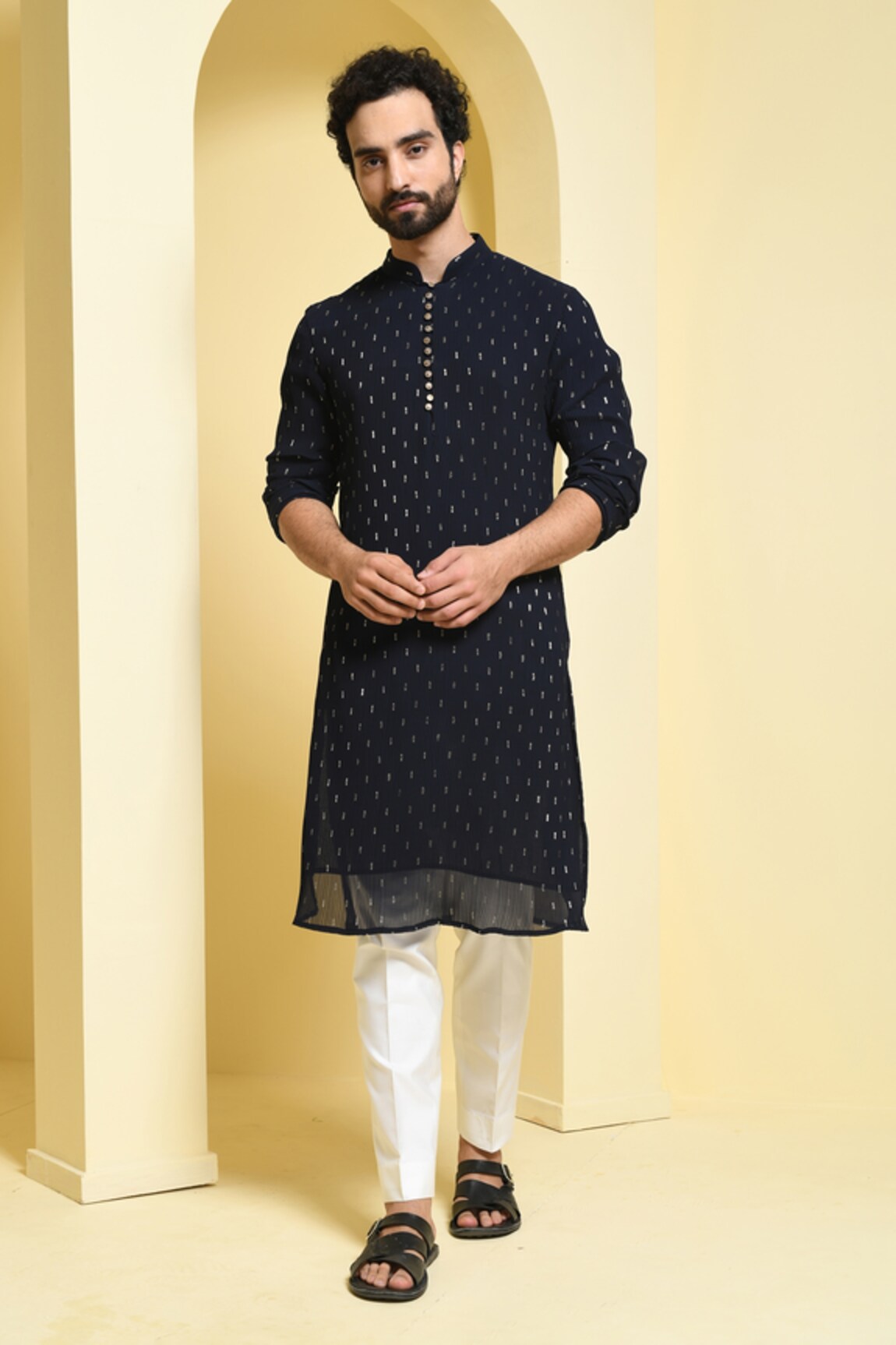 KUSTOMEYES Cotton Kurta & Pant Set