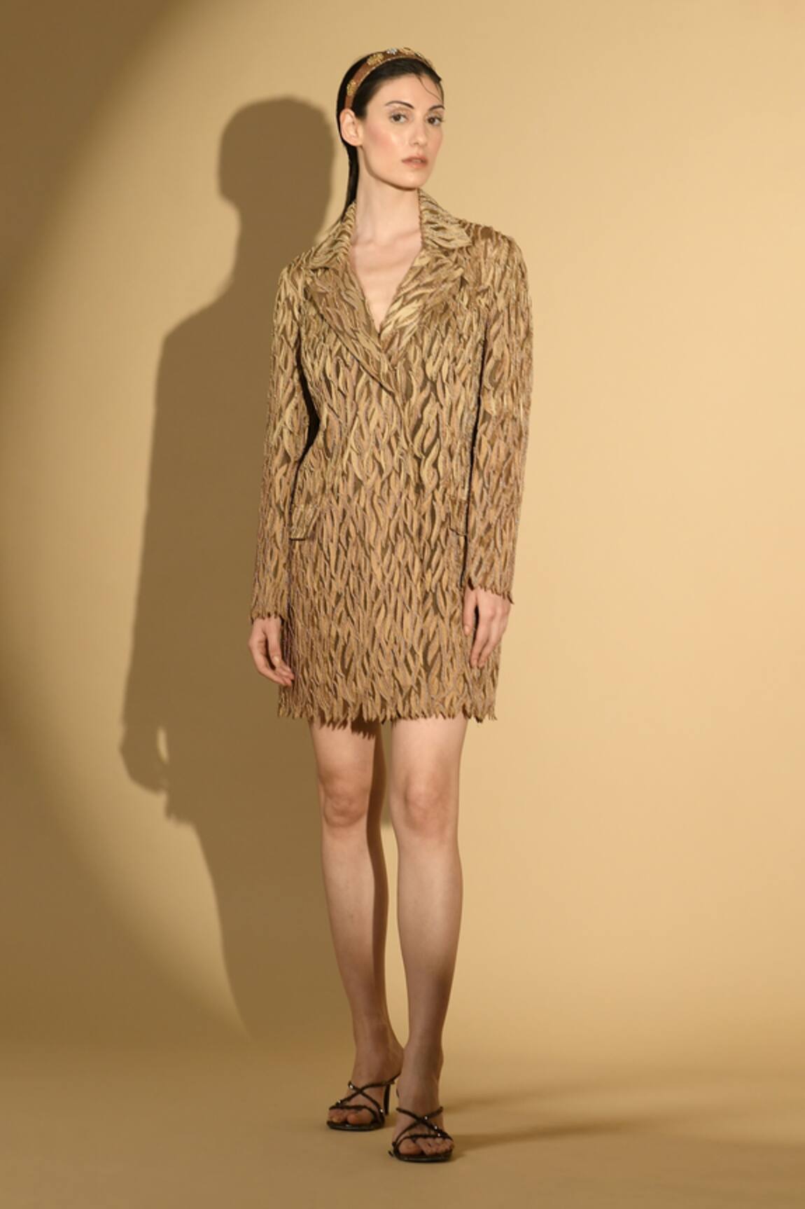 Geisha Designs Thread Embroidered Short Dress 
