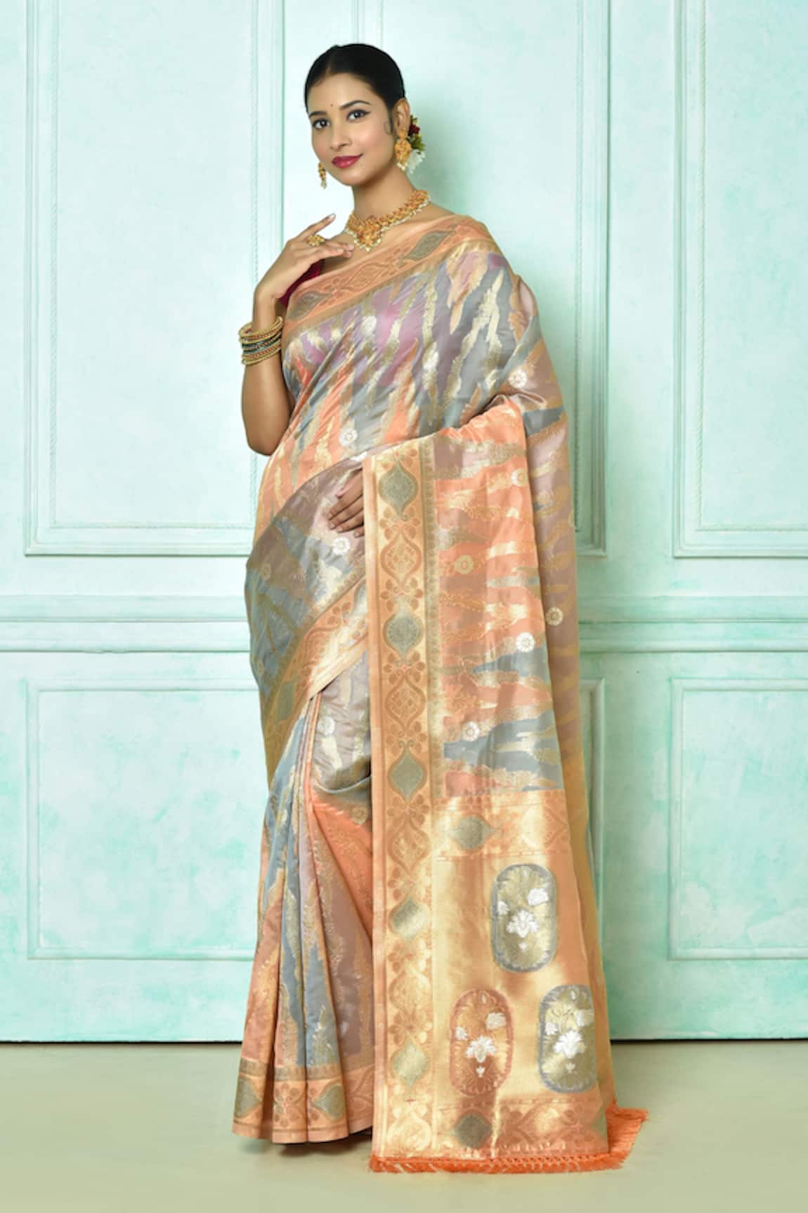 Nazaakat by Samara Singh Banarasi Floral Woven Tissue Saree