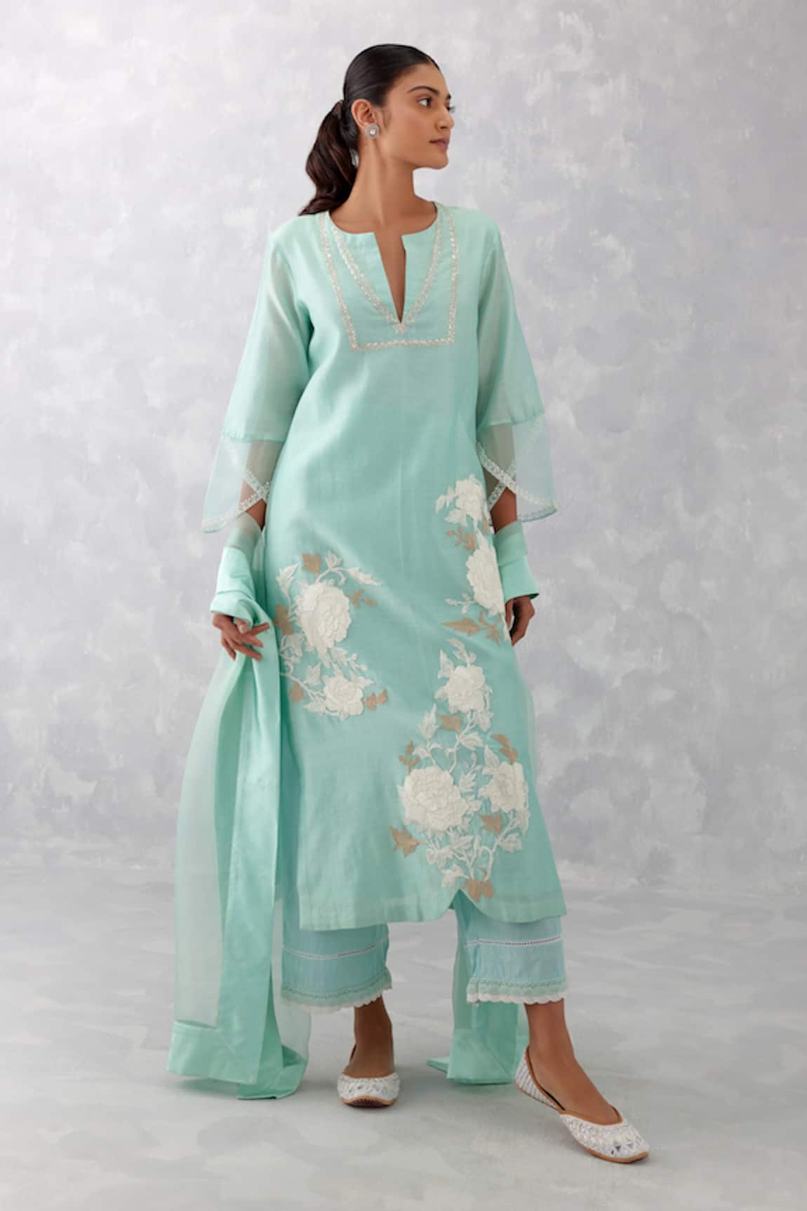 Devnaagri Dori & Pittan Floral Work Kurta Set 