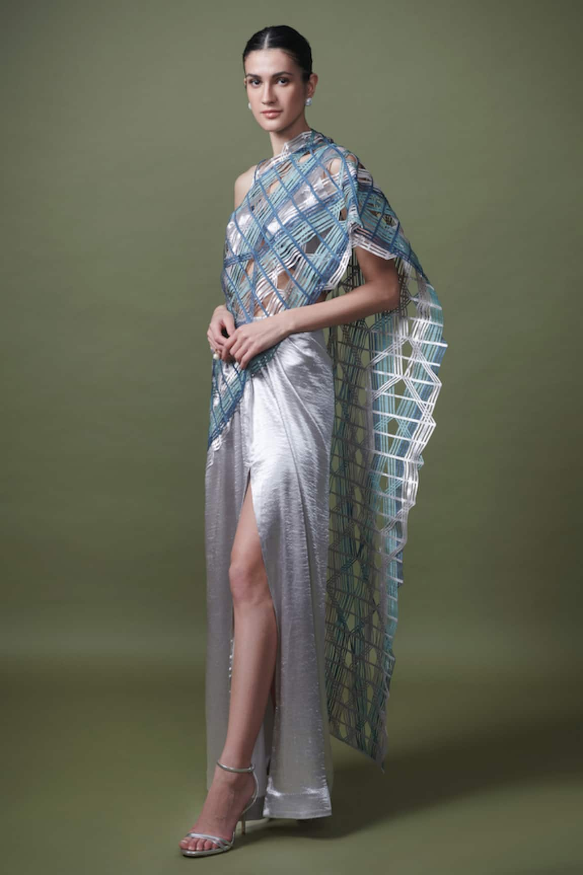 Shriya Khanna Diamond Pattern Pre-Stitched Saree