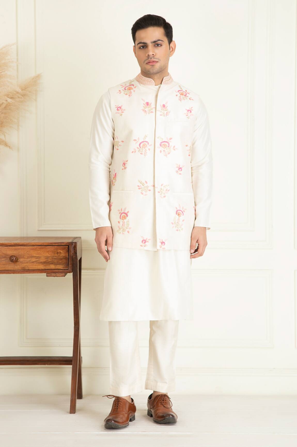 Priyanka Jain Botanical Embroidered Bundi Kurta Set