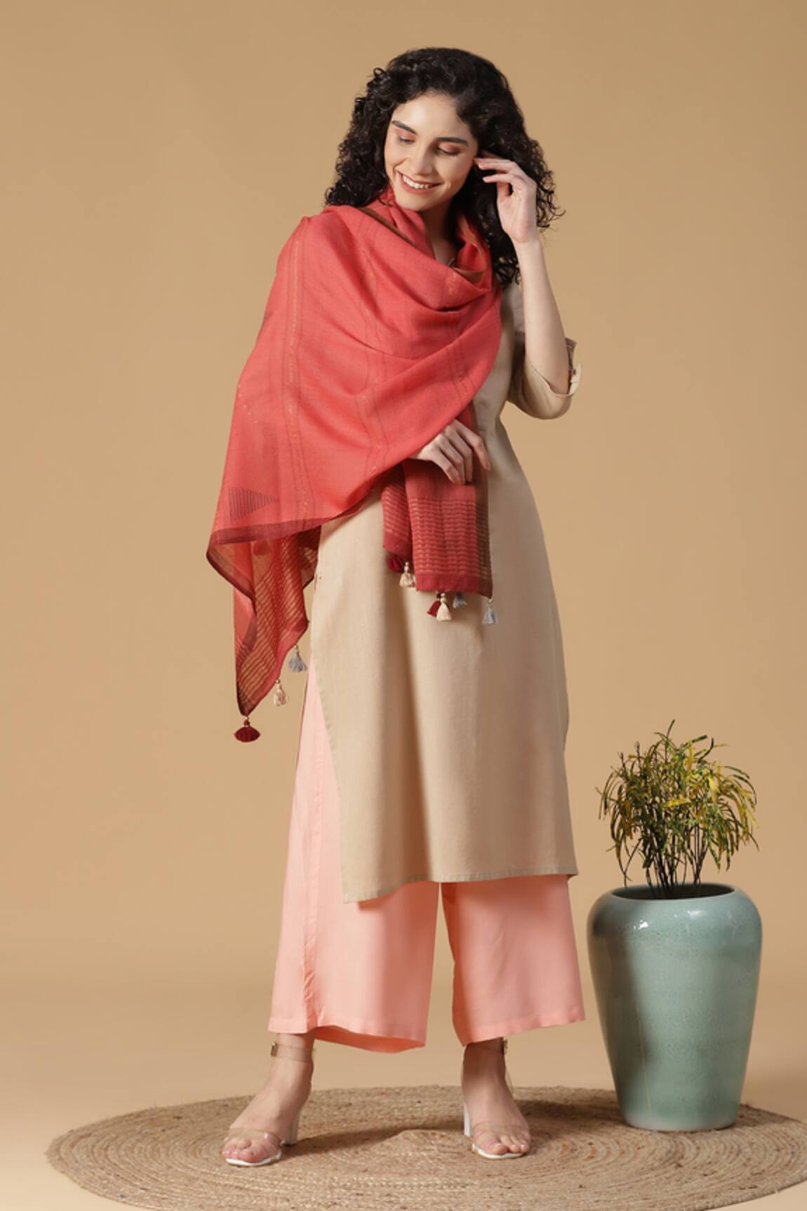 Shingora Tassel Bordered Stole