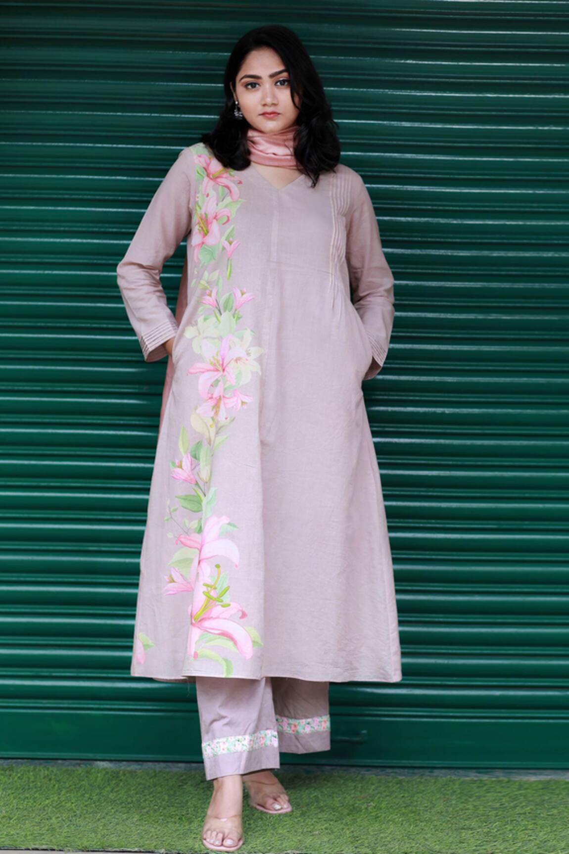 TINA EAPEN COLLECTIVE Lillies Pattern Kurta & Pant Set