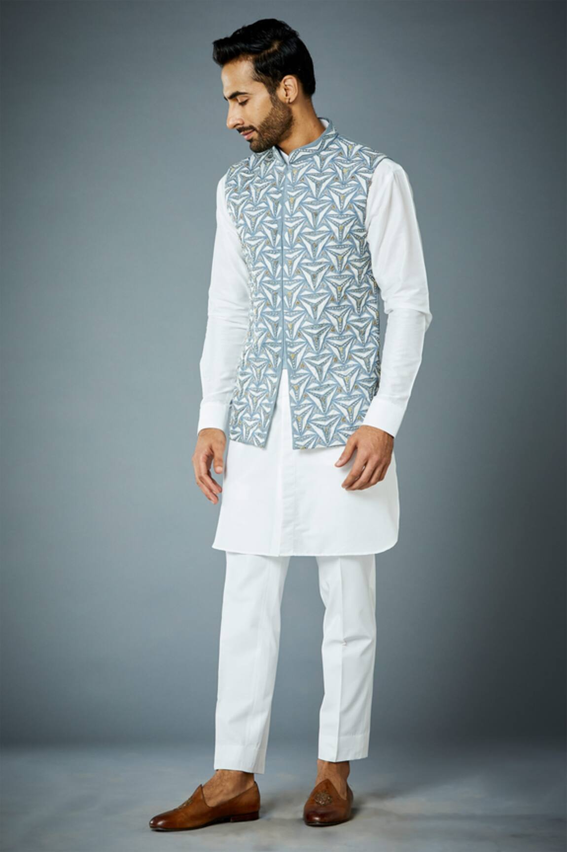 Gargee Designers Trilogy Embroidered Bundi & Kurta Set