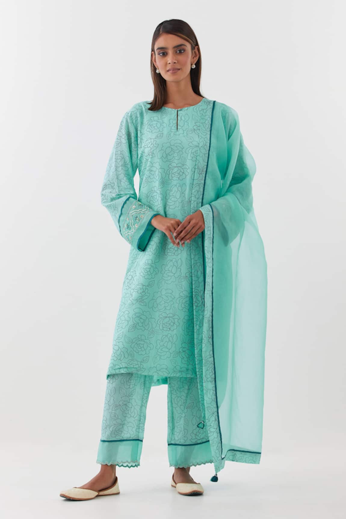 Amisha Kothari Floral Printed Kurta Set