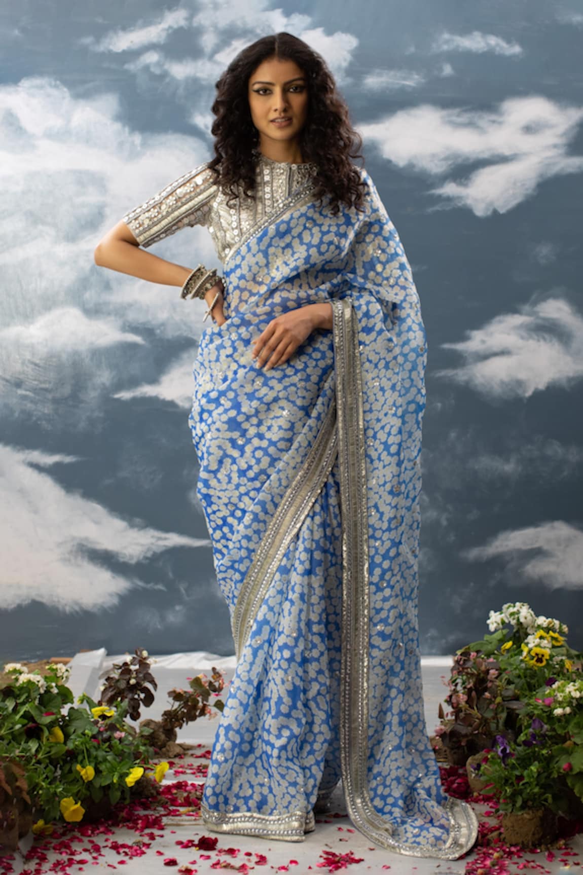 SAKSHAM & NEHARICKA Chaahat Floral Print Saree