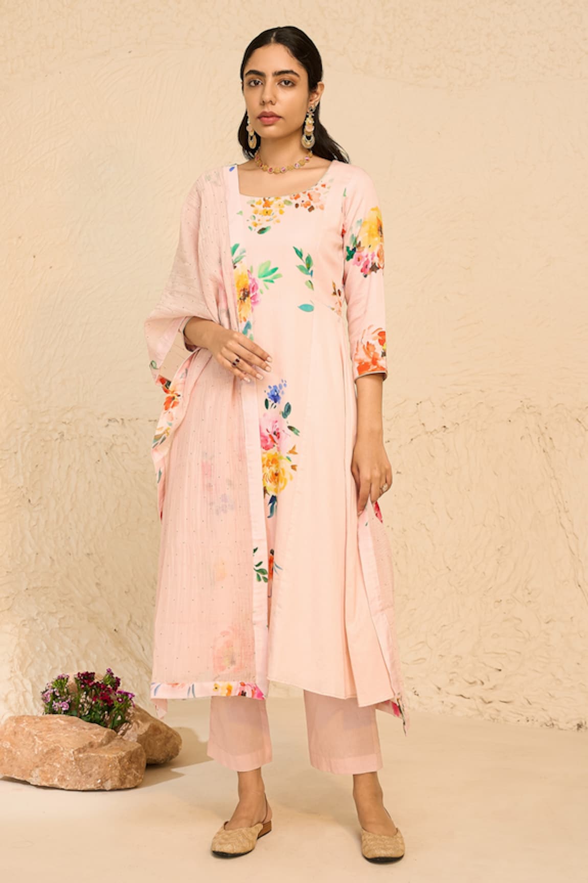 Chrkha Floral Print Kurta Set