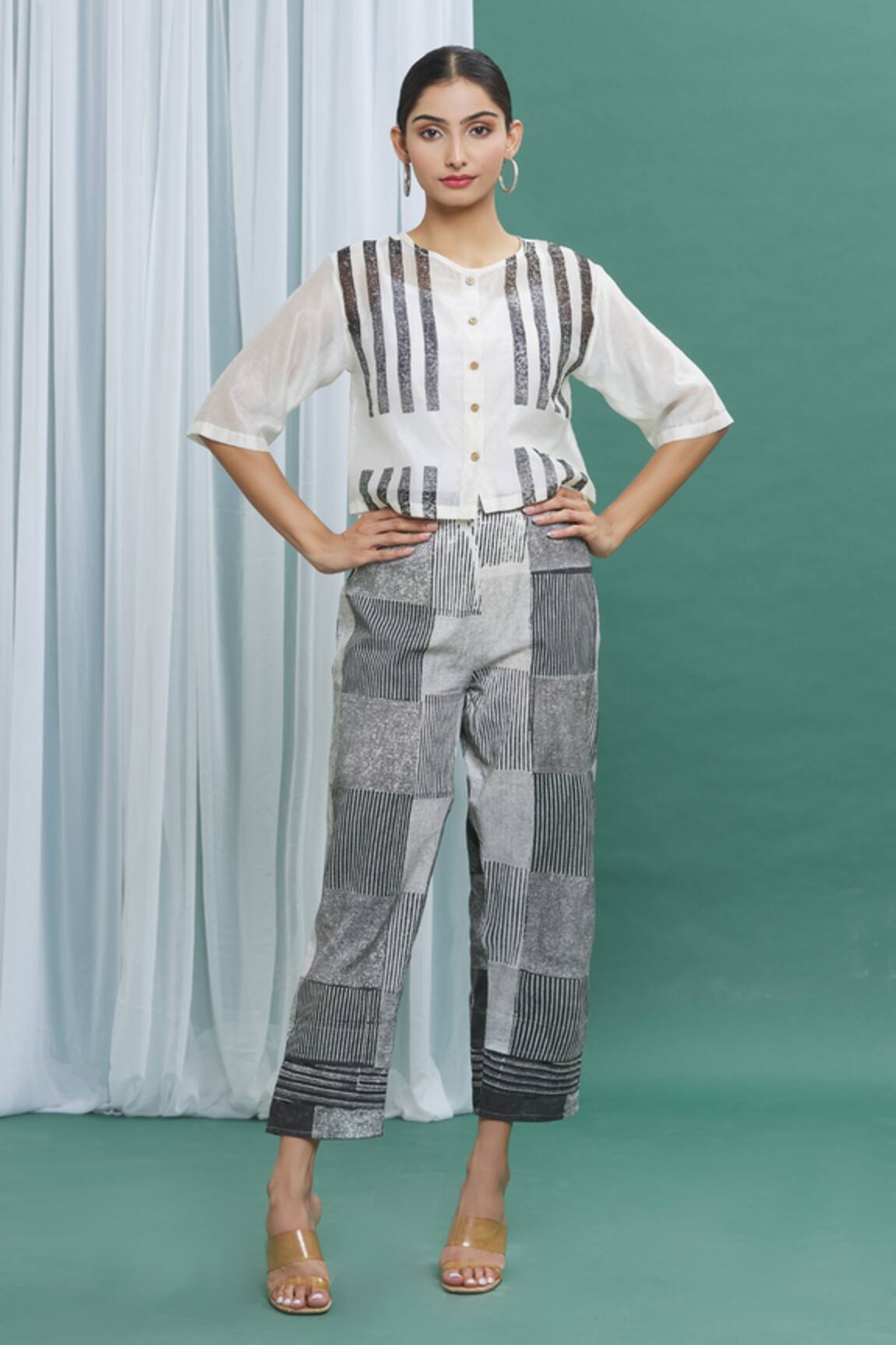 Banana Labs Printed Crop Top With Pant