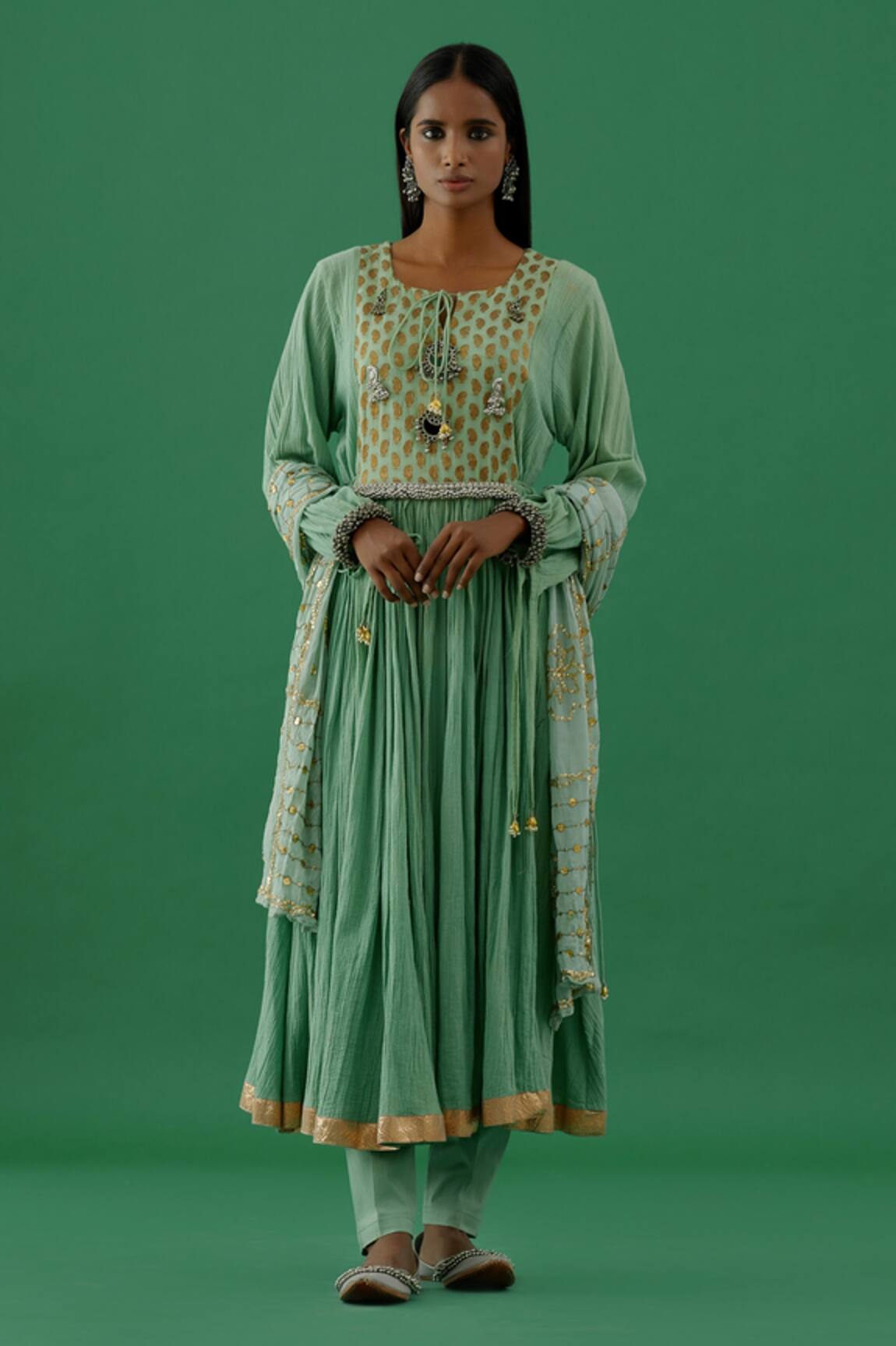 5elements Brooch Embellished Yoke Anarkali Set