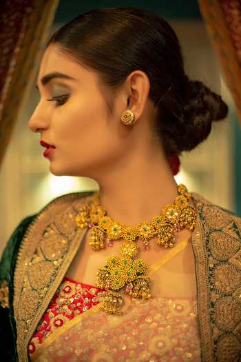 Kanyaadhan By Dhirajaayushi Hand Embroidered Pendant Necklace 