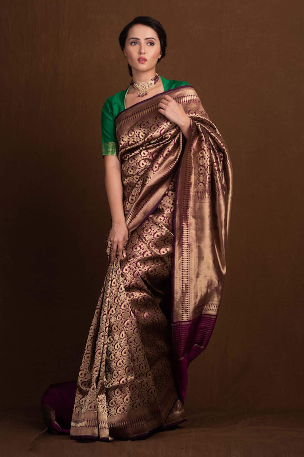 Devissha Katan Silk Banarasi Paisley Woven Handloom Saree