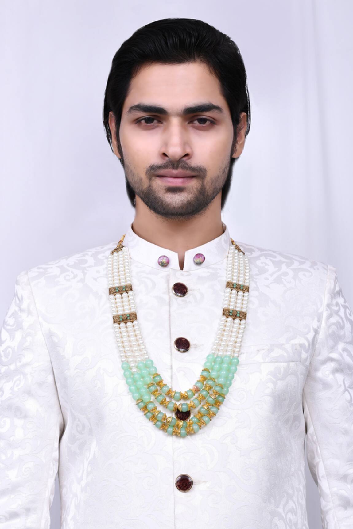 Nazaakat by Samara Singh Contrast Layered Bead Mala