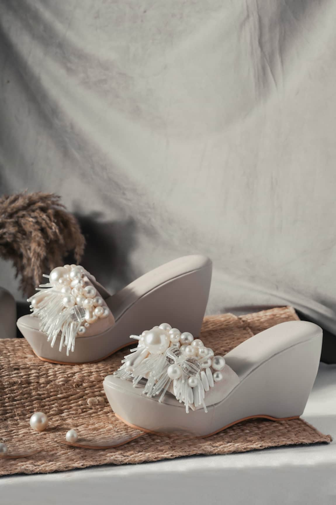 THE EPISODE Fragile Forest Embellished Wedges