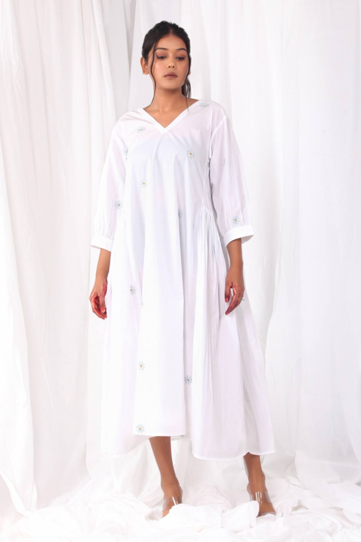 Khat Embroidered White Midi Dress