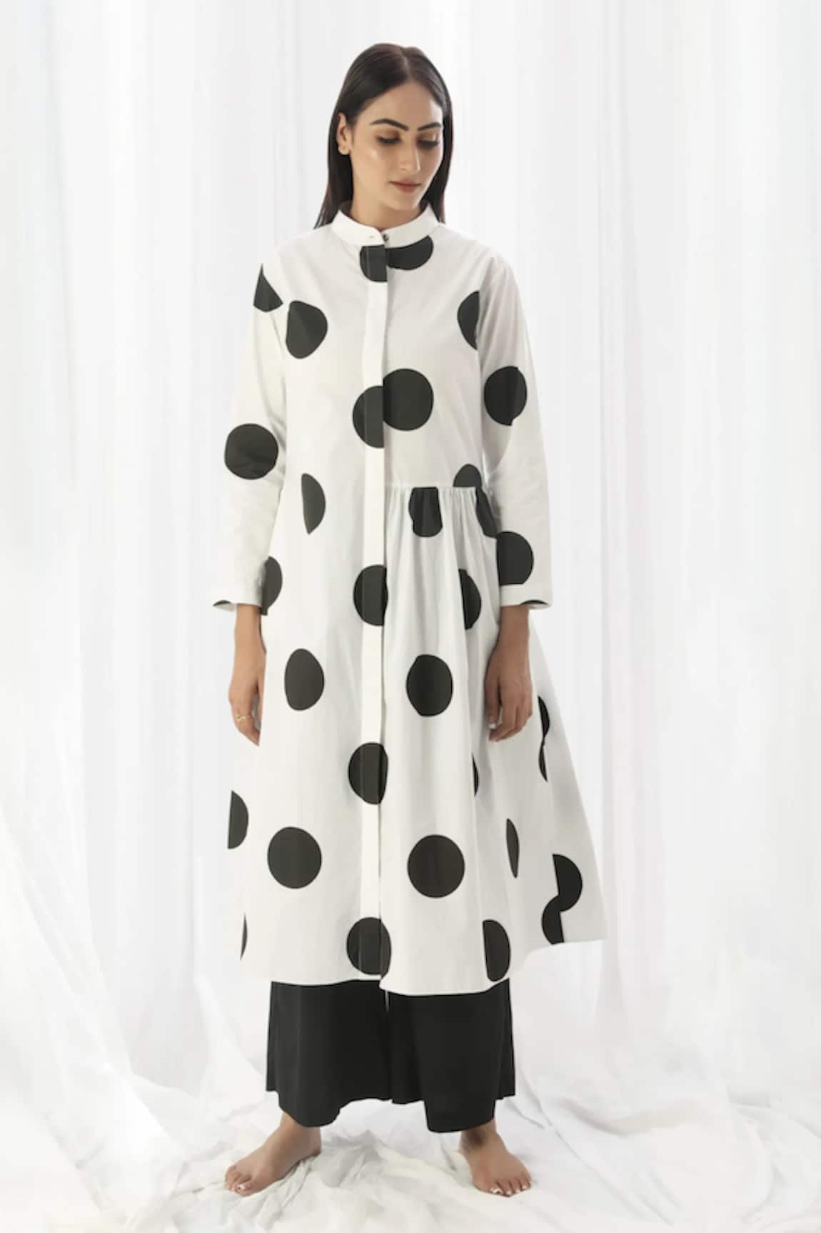 Khat Polka Pattern Pleated Kurta & Pant Set