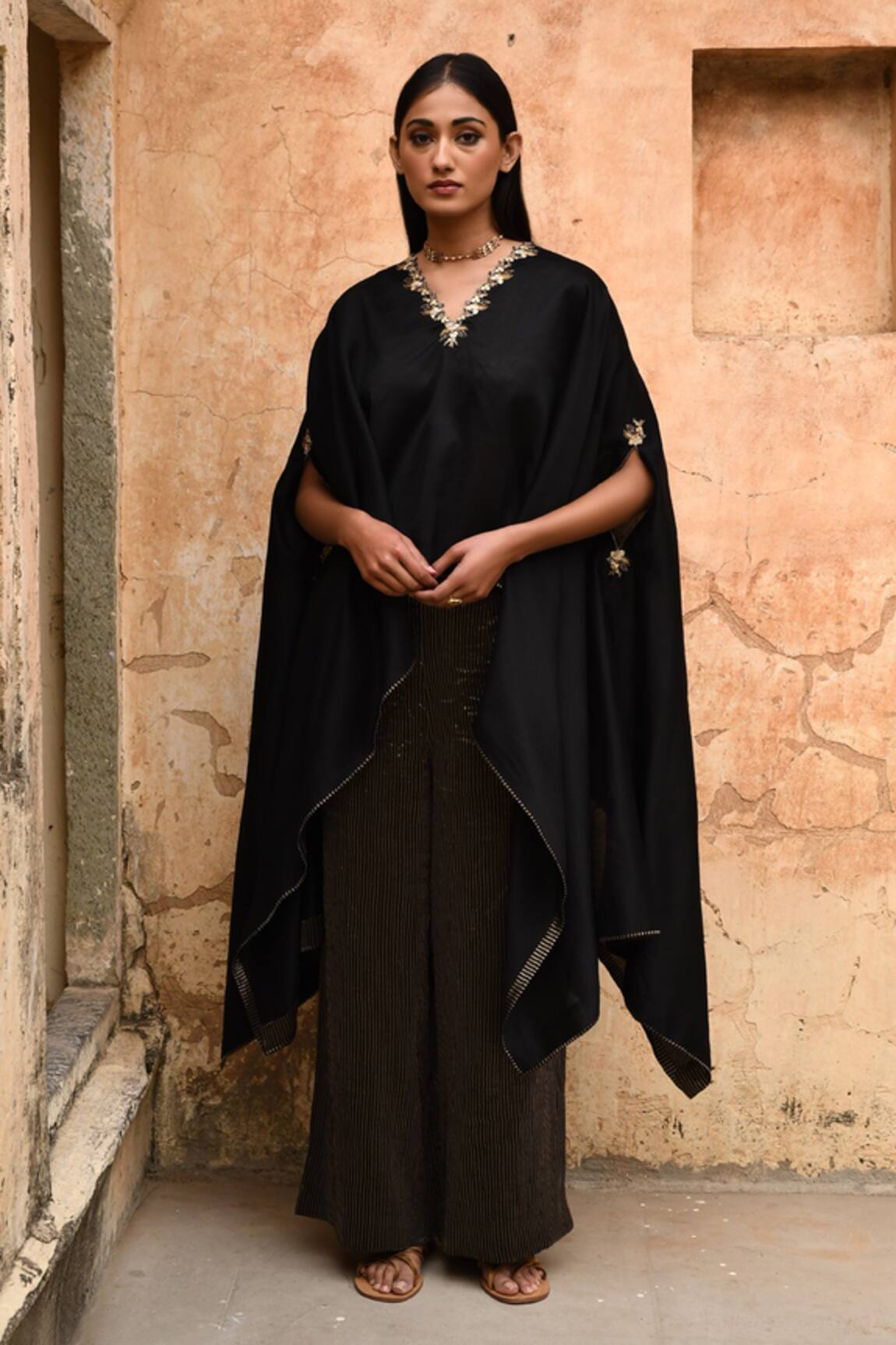 Deep Thee Chanderi Cape & Flared Pant Set