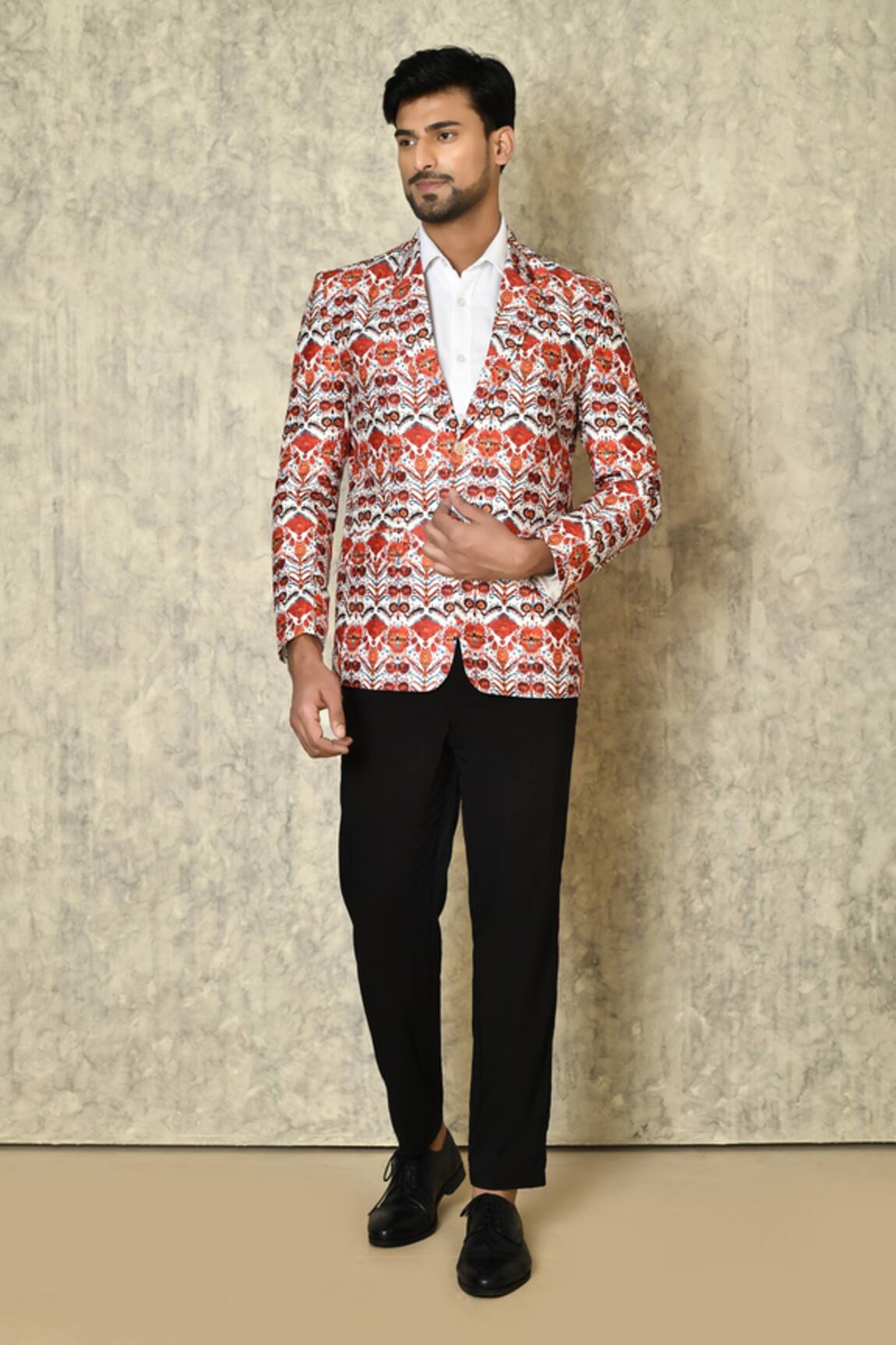 Naintara Bajaj Cotton Linen Abstract Floral Print Blazer