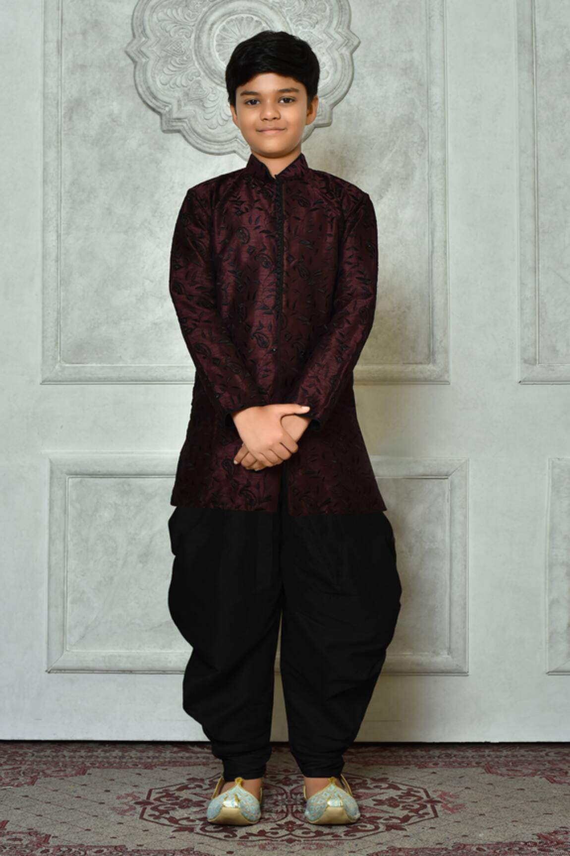 Petite Pomme Paisley Thread Work Kurta Set 