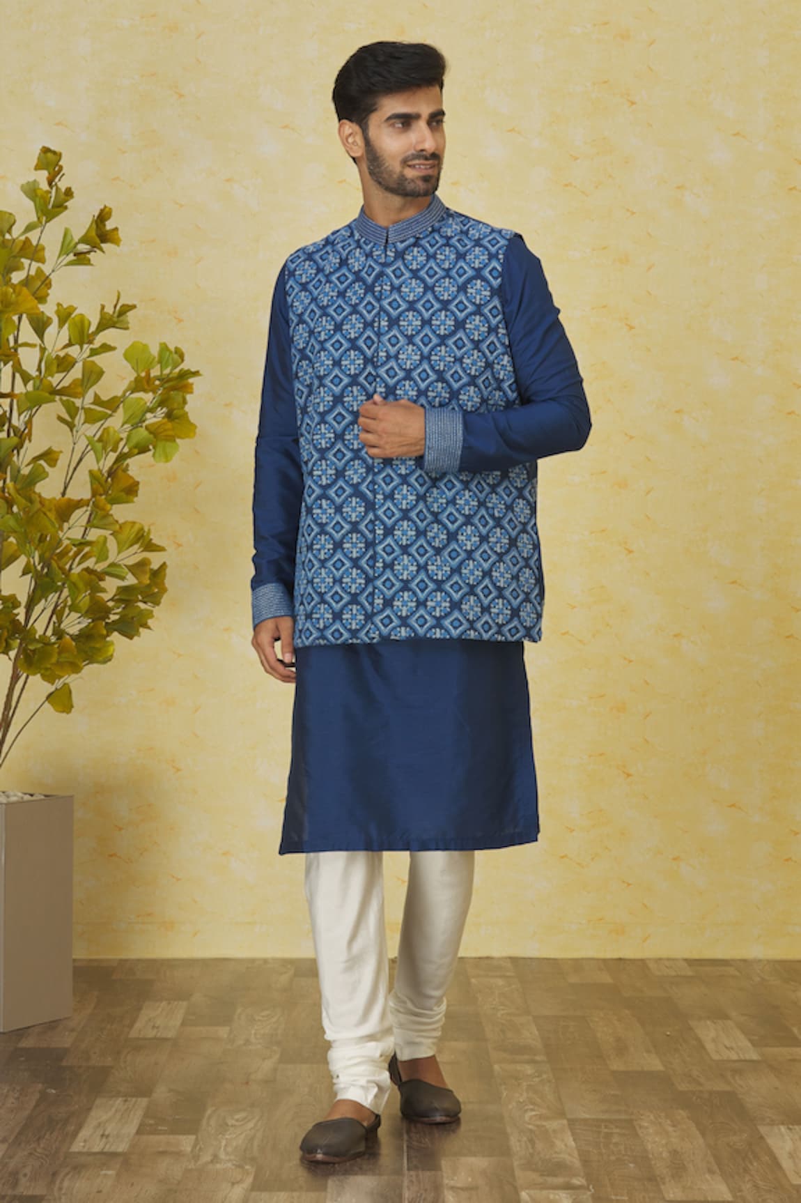 Priyanka Haralalka Kantha Stitch Embroidered Bundi Kurta Set